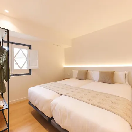 Bravissimo Santa Clara Penthouse 1, With 3-bedrooms *